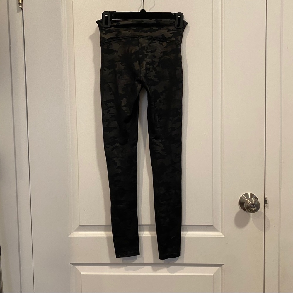 Spanx Faux Leather Camo Leggings - Picture 7 of 7